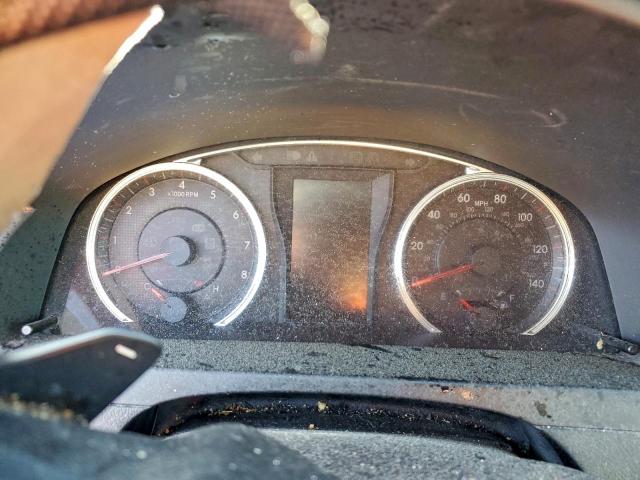 Toyota Camry Le Image 3