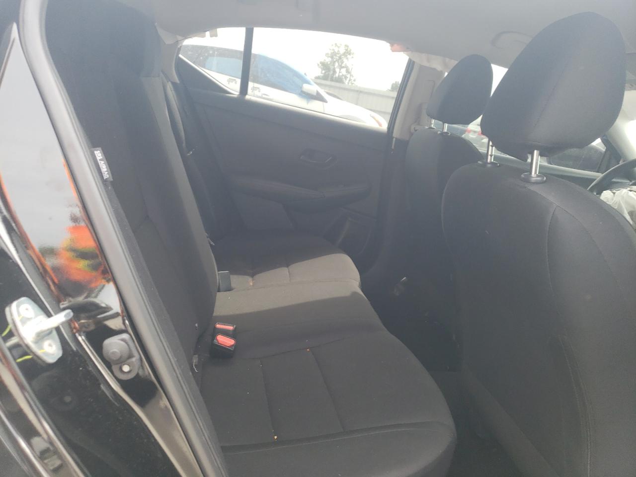 Nissan Sentra S Image 6