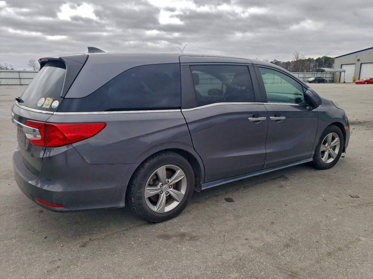 Honda Odyssey Exl Image 2