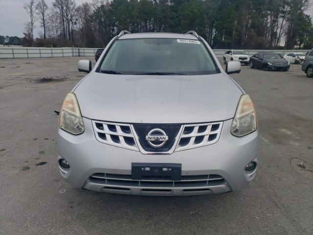 Nissan Rogue S Image 2