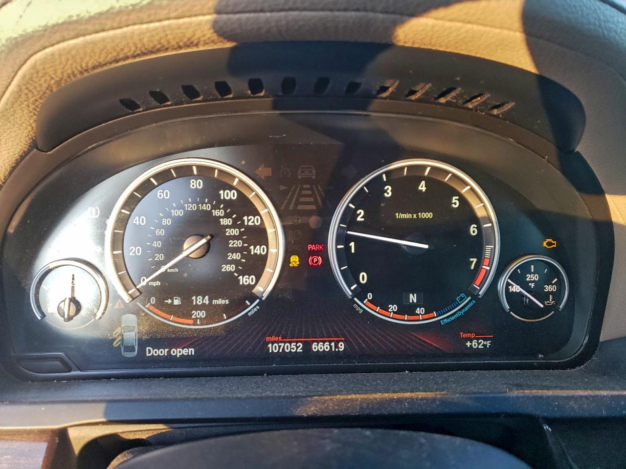 BMW 7 Series Xi Image 3