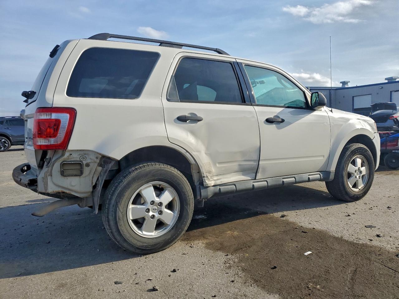 Ford Escape Xlt Image 10