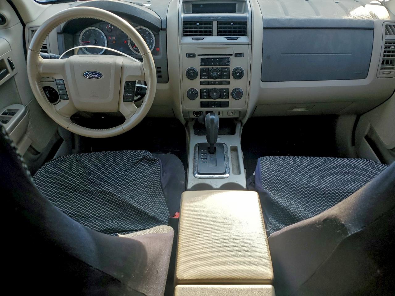 Ford Escape Xlt Image 2