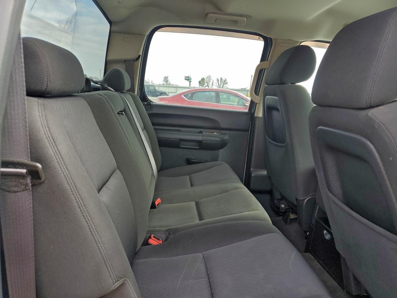 Chevrolet Silverado K1500 Lt Image 10