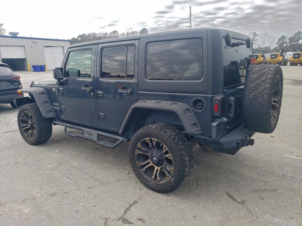 Jeep Wrangler Sport Image 12