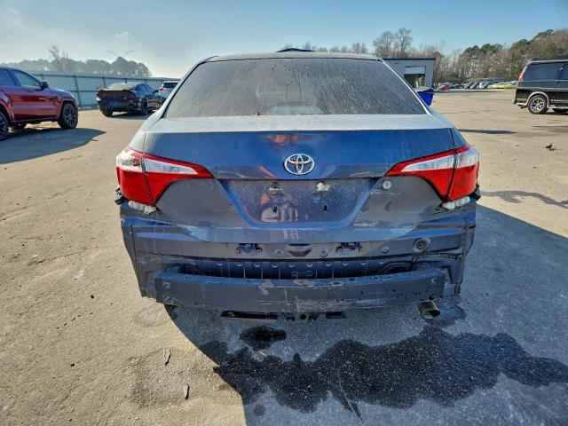 Toyota Corolla L Image 12