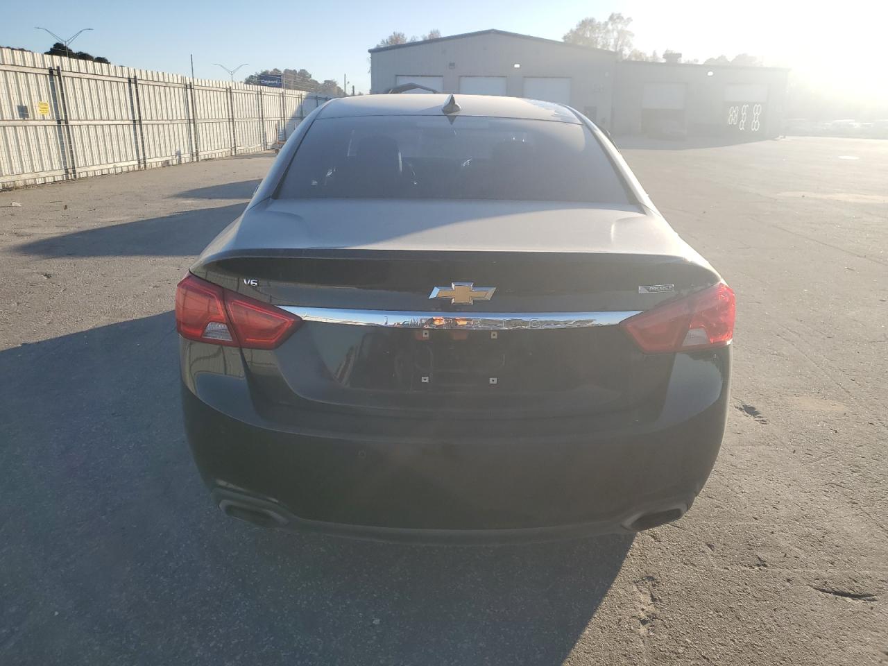 Chevrolet Impala Premier Image 5