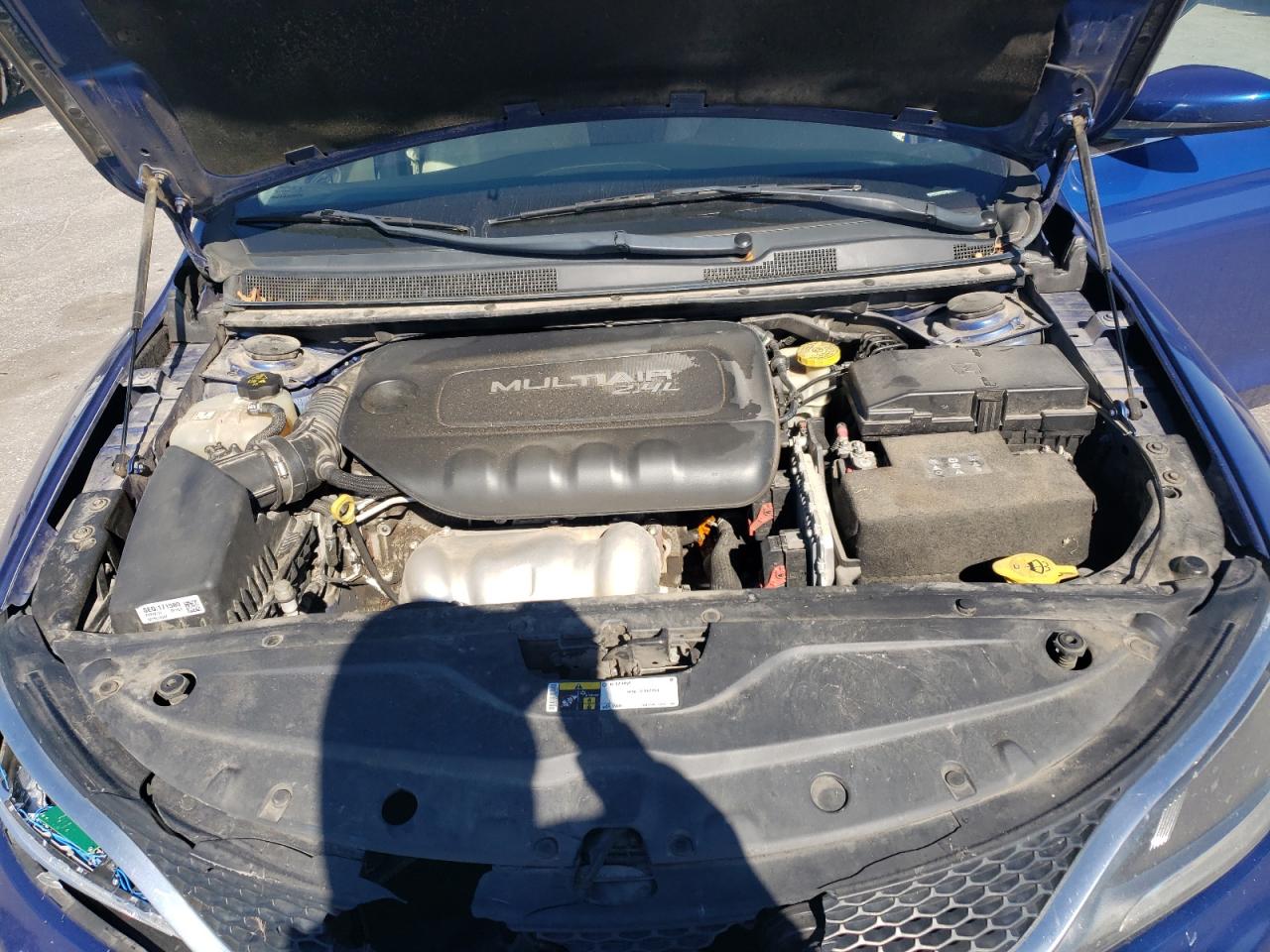 Chrysler 200 Limited Image 8