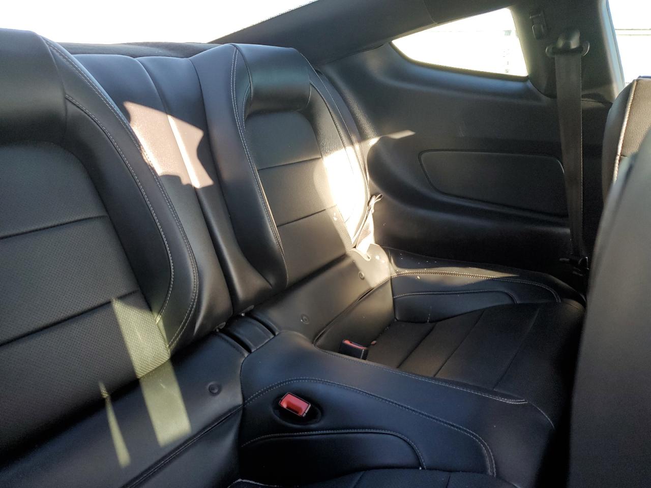 Ford Mustang Gt Image 6