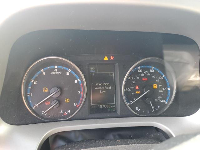 Toyota RAV4 Adventure Image 7