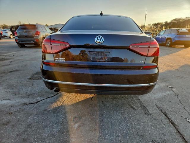 Volkswagen Passat Wolfsburg Image 12