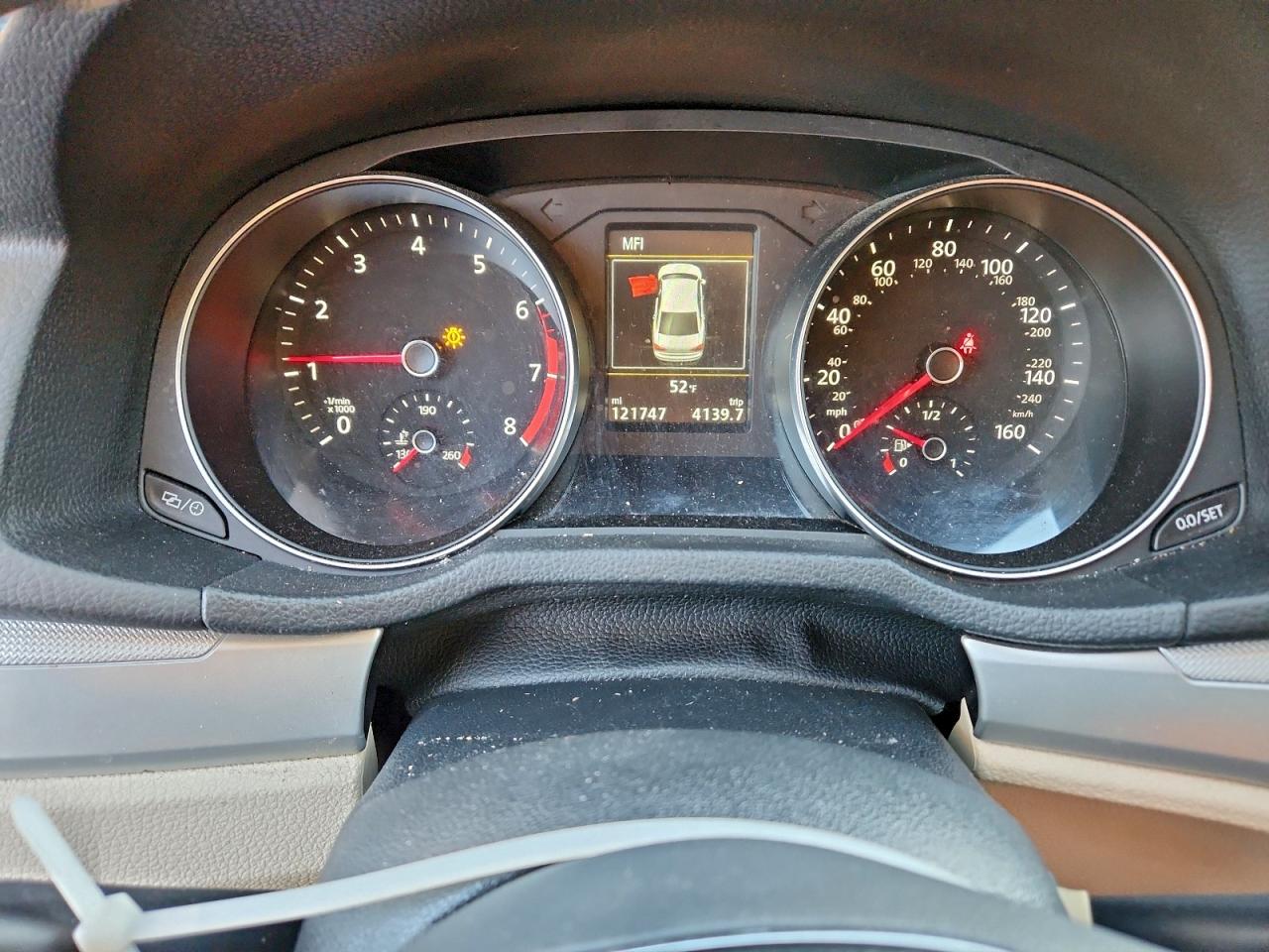 Volkswagen Passat Wolfsburg Image 3