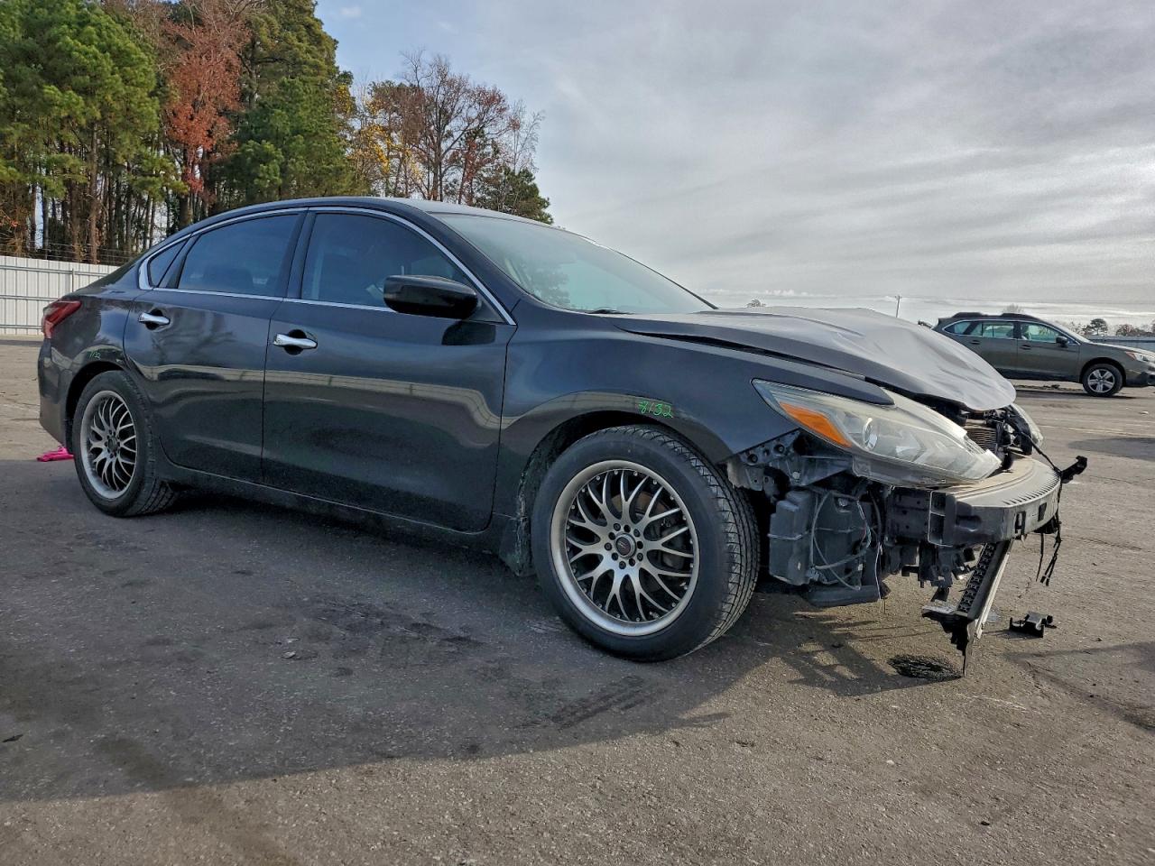 Nissan Altima 2.5 Image 6