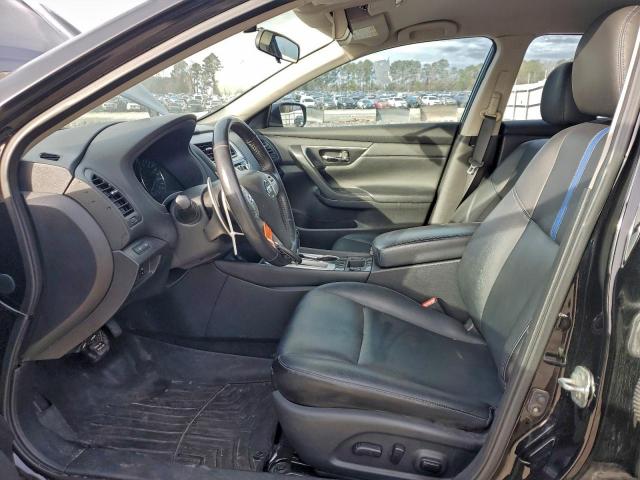 Nissan Altima 2.5 Image 11