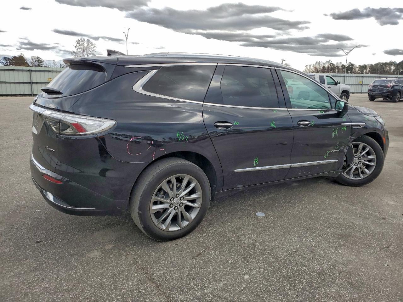 Buick Enclave Avenir Image 3