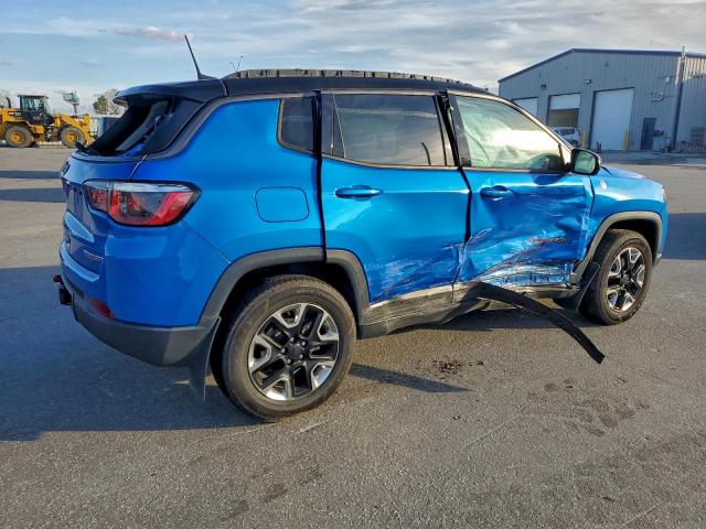 Jeep Compass Trailhawk Image 3