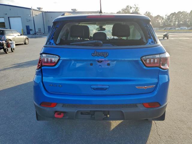 Jeep Compass Trailhawk Image 4