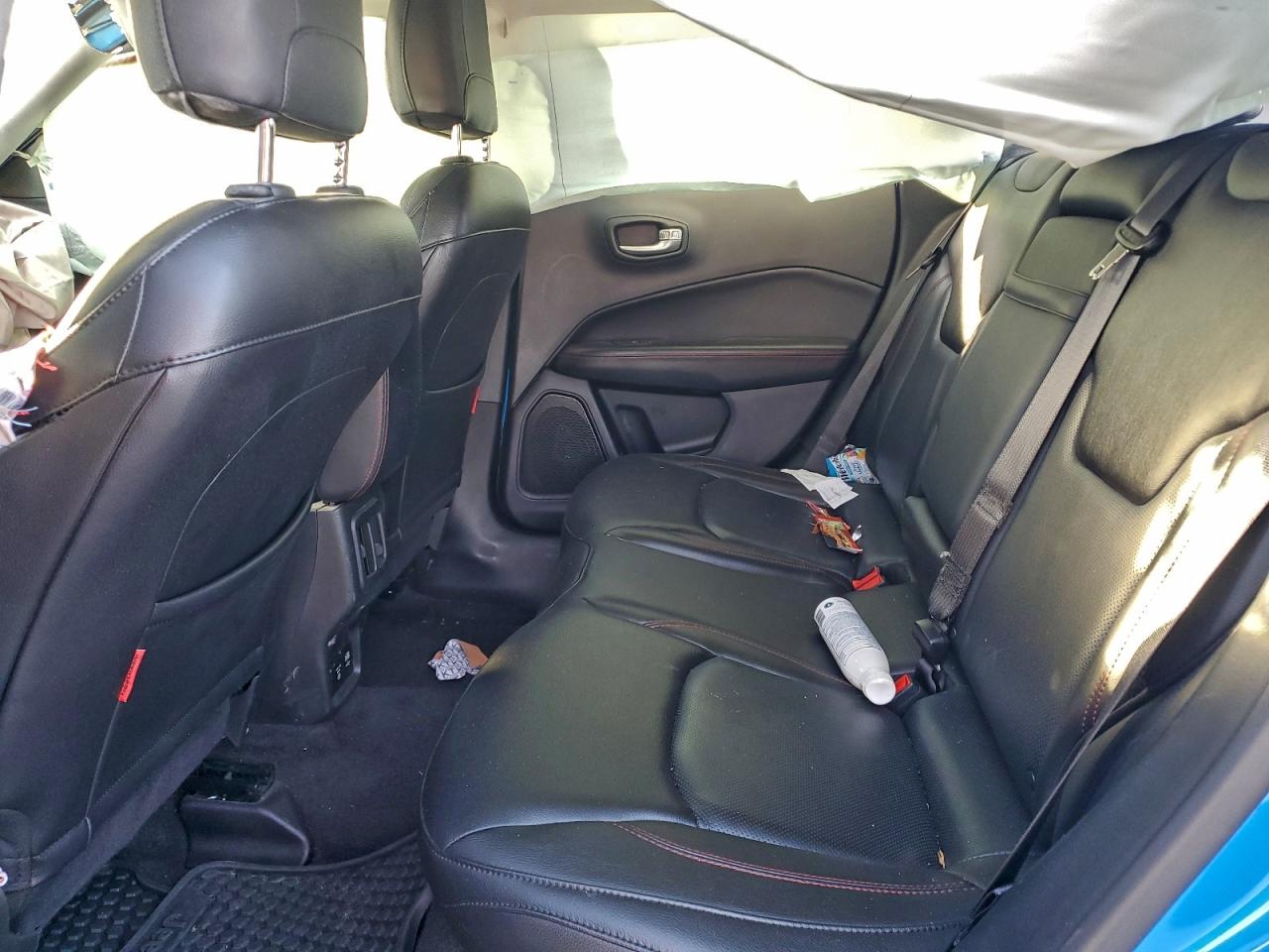 Jeep Compass Trailhawk Image 11