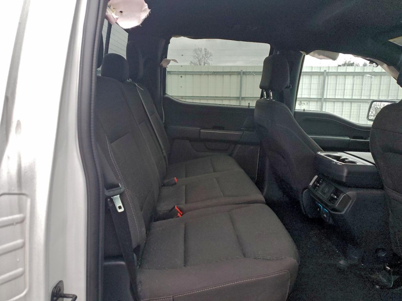 Ford F-150 Xlt Image 5