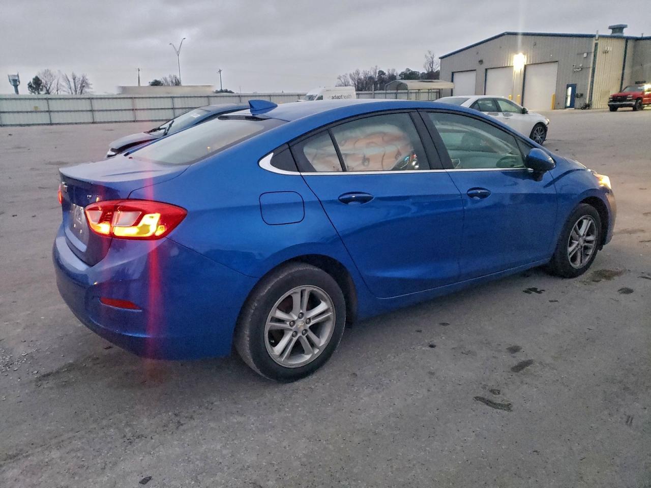 Chevrolet Cruze Lt Image 12