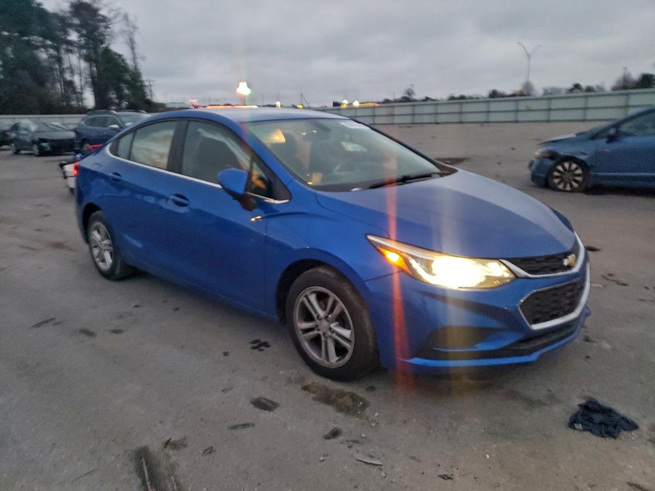 Chevrolet Cruze Lt Image 10