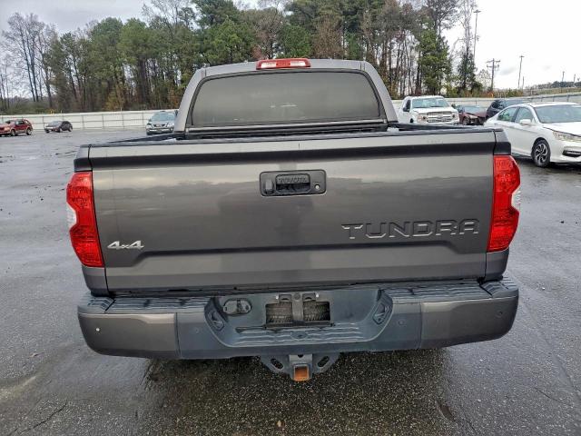 Toyota Tundra Crewmax Limited Image 4