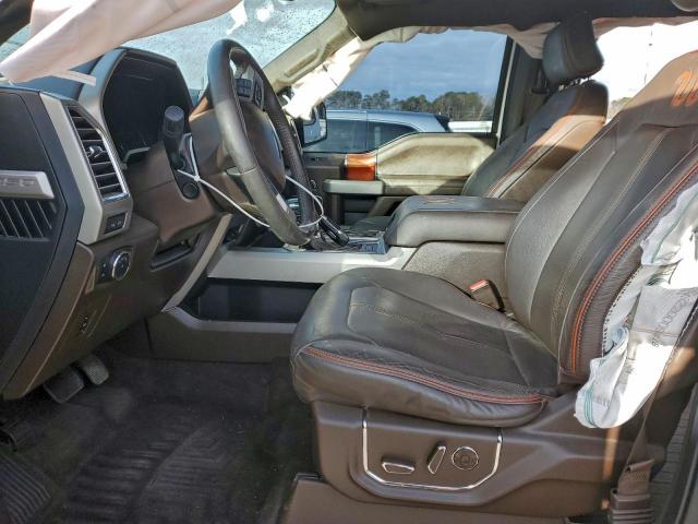 Ford F-150 Supercrew Image 11