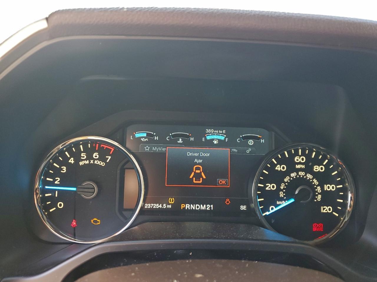 Ford F-150 Supercrew Image 12