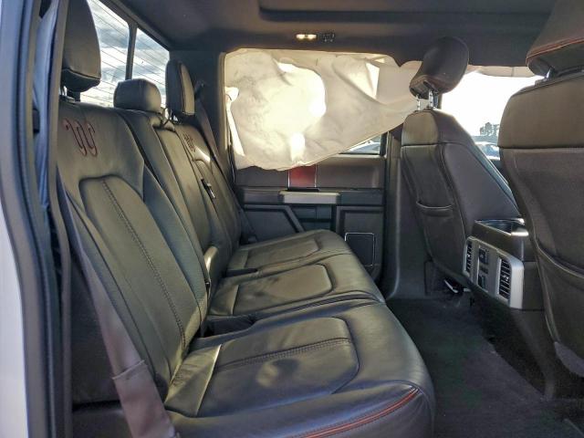 Ford F-150 Supercrew Image 6