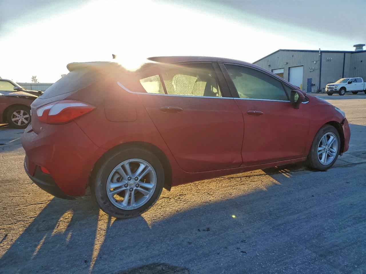 Chevrolet Cruze Lt Image 2