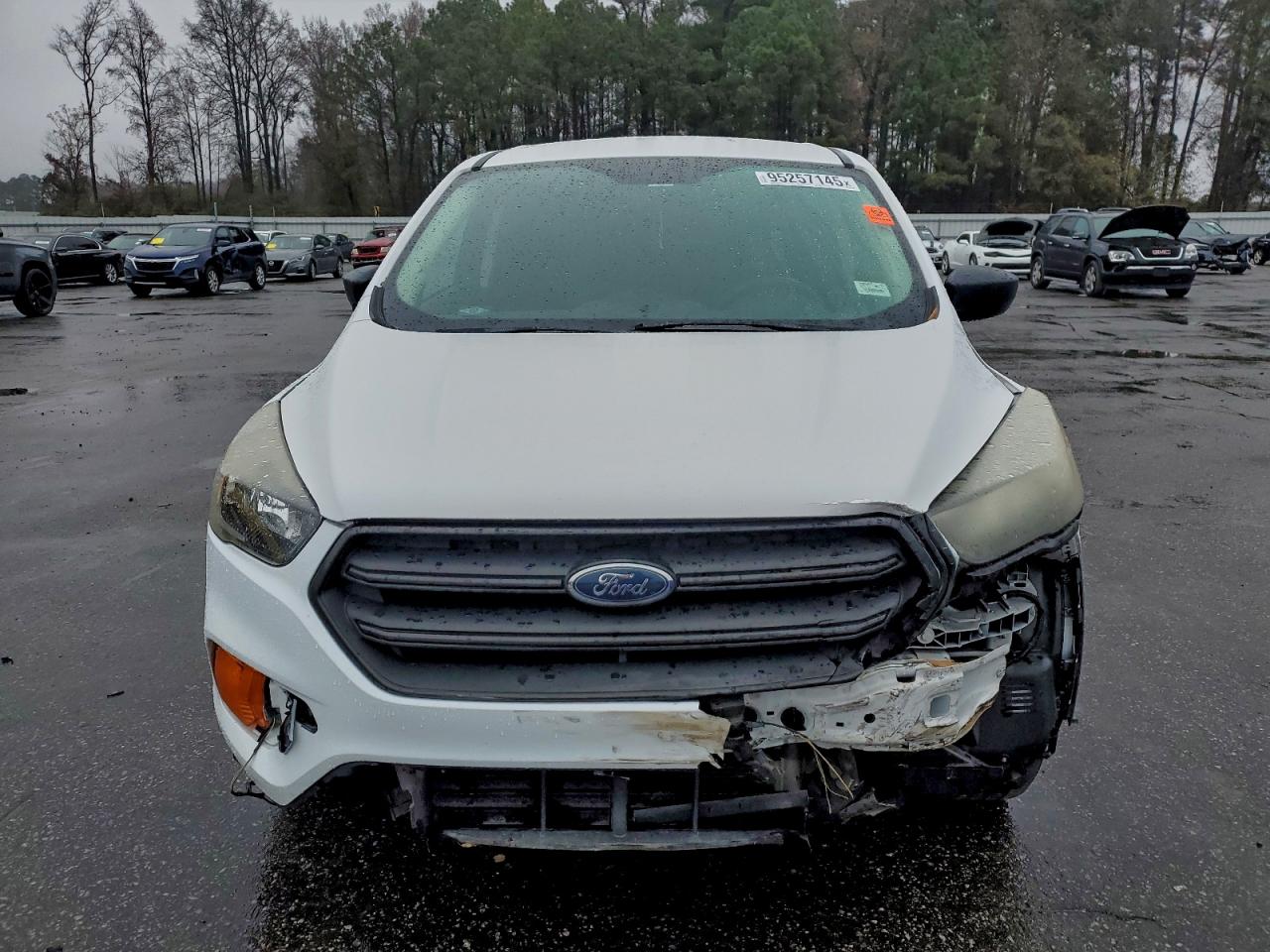 Ford Escape S Image 8