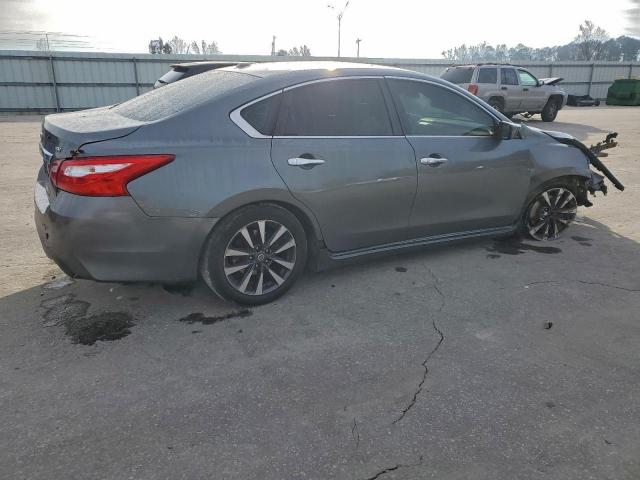 Nissan Altima 2.5 Image 5