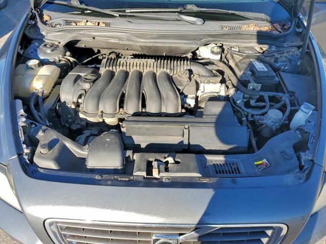 Volvo S40 2.4i Image 12