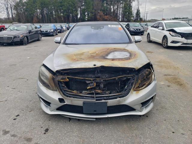 Mercedes-Benz S-Class 550 4matic Image 5