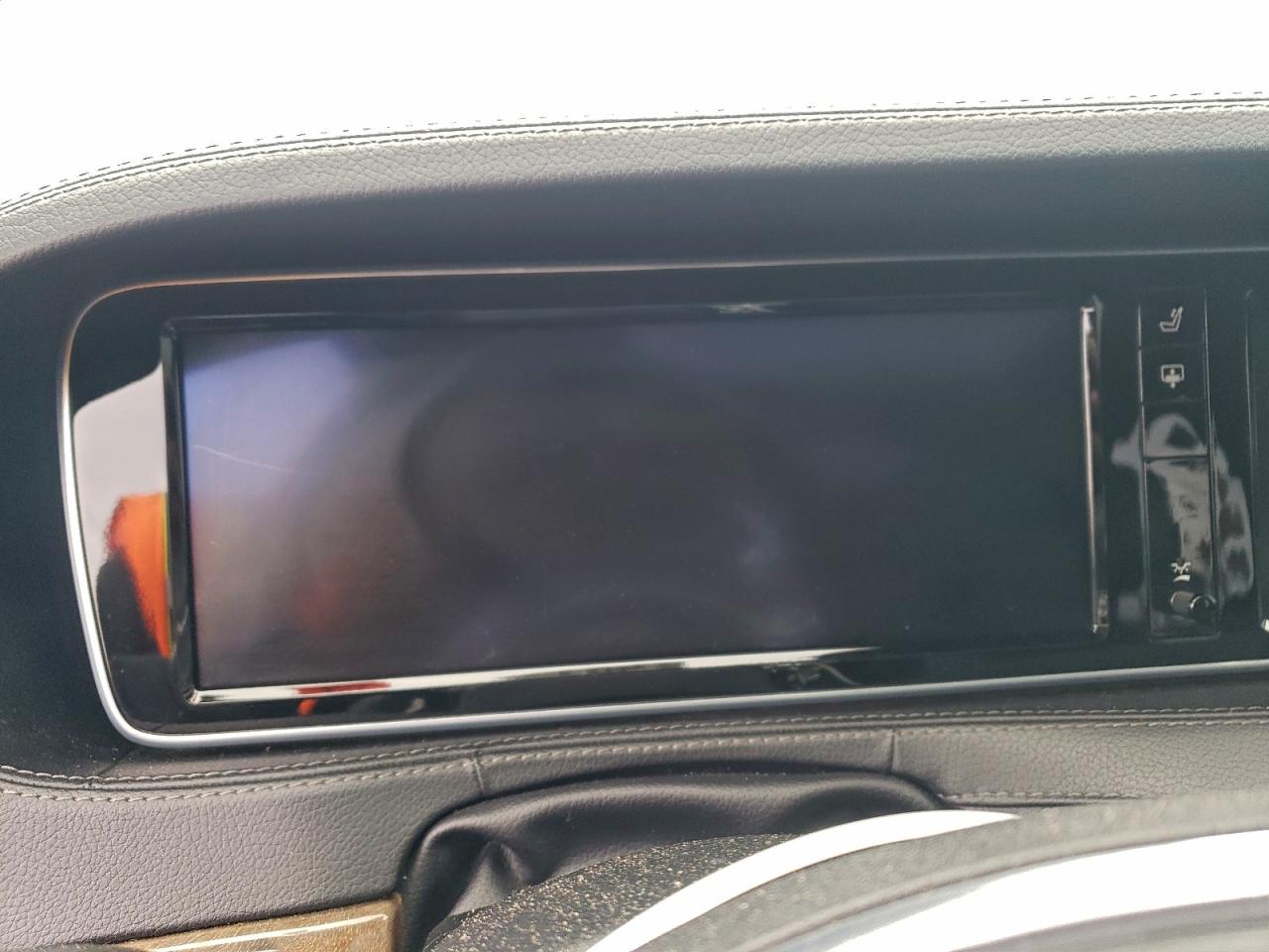 Mercedes-Benz S-Class 550 4matic Image 8