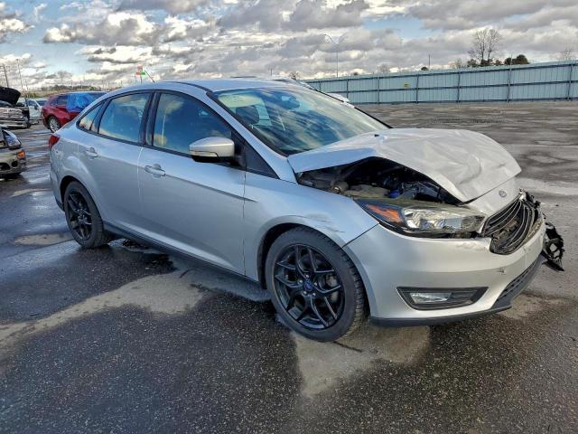 Ford Focus Se Image 2