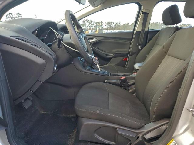 Ford Focus Se Image 7