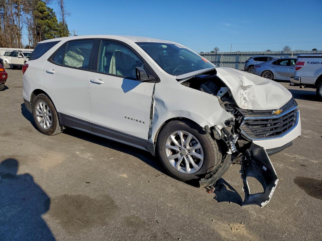 Chevrolet Equinox Ls Image 4