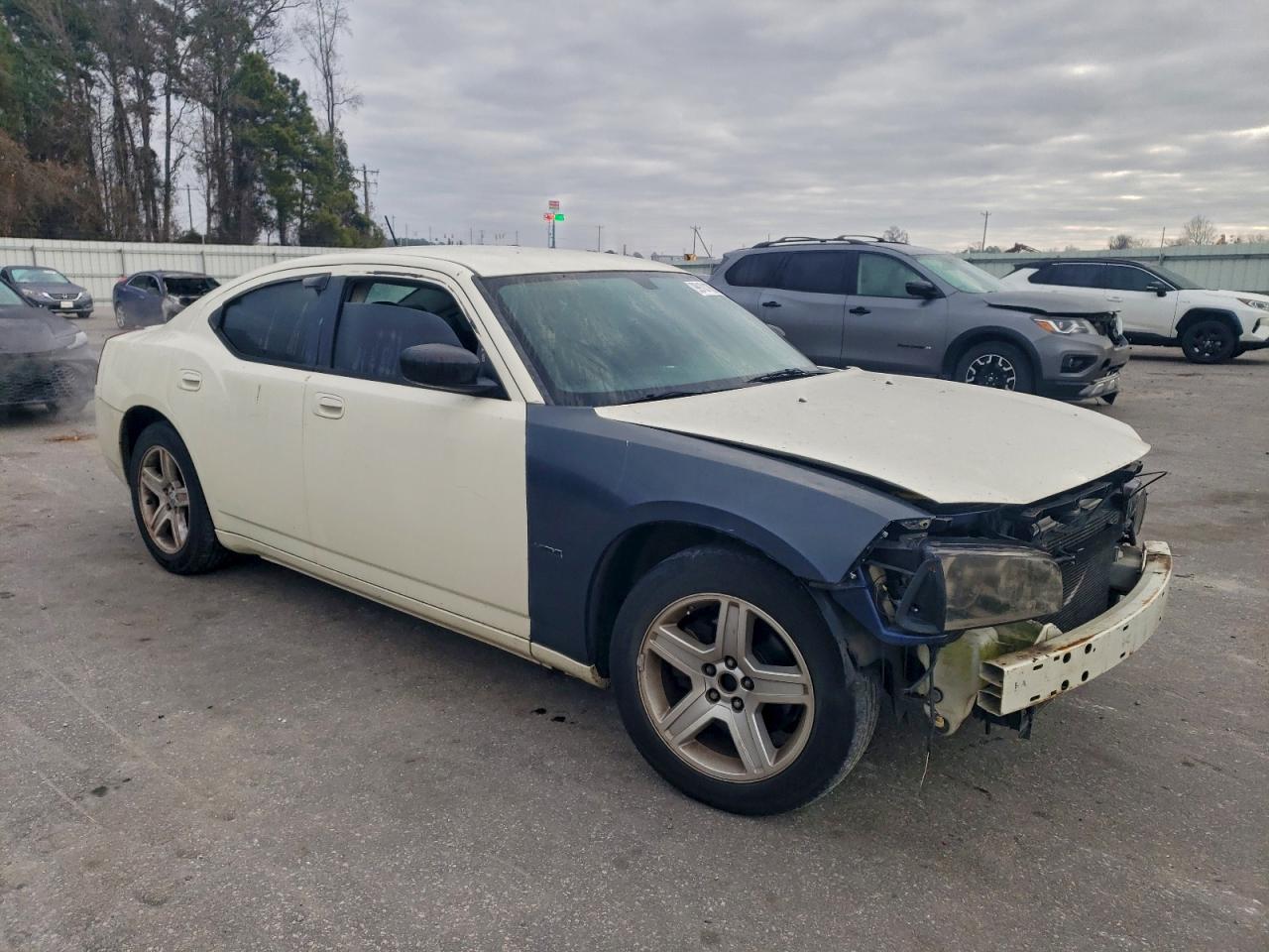 Dodge Charger Image 4