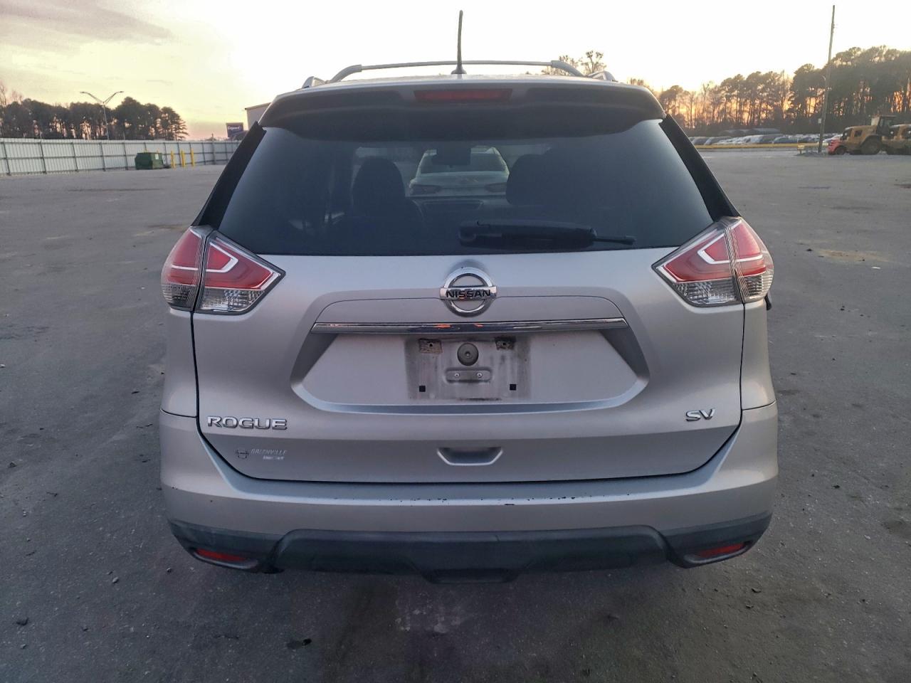 Nissan Rogue S Image 12