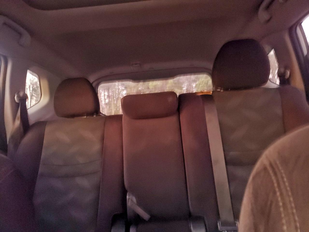 Nissan Rogue S Image 3