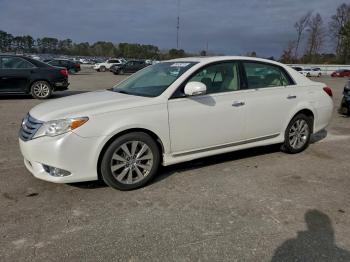  Salvage Toyota Avalon