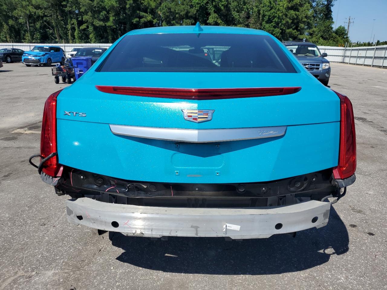 Cadillac XTS Luxury Image 11