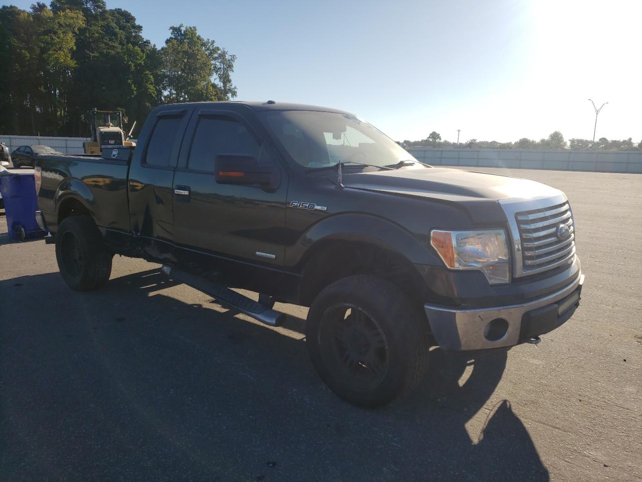 Ford F-150 Super Cab Image 2