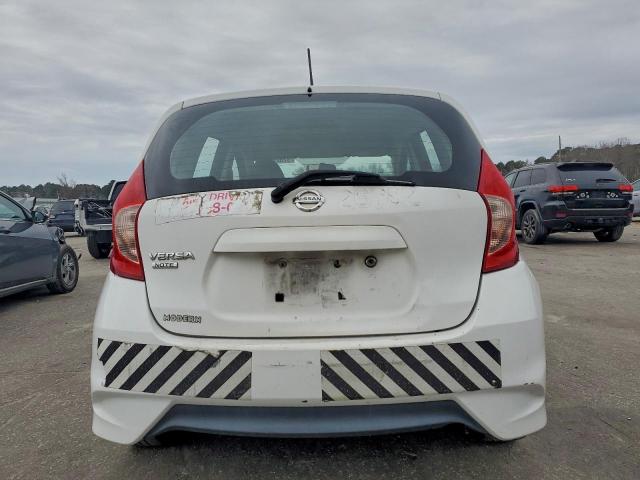 Nissan Versa S Image 8