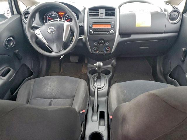 Nissan Versa S Image 12
