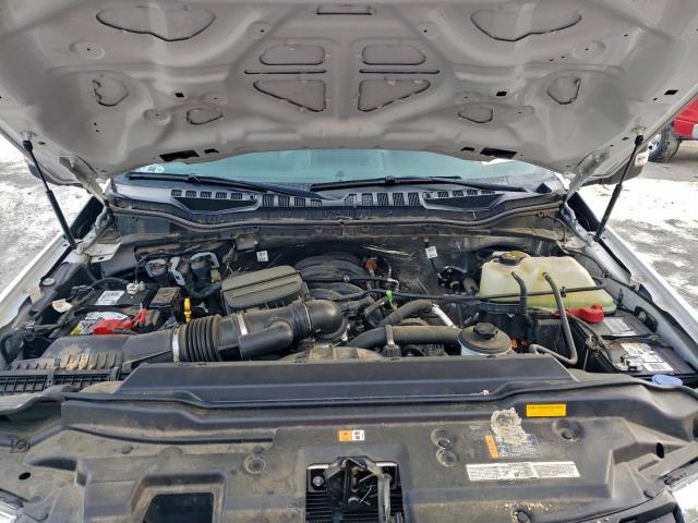 Ford F-550 Super Duty Image 11