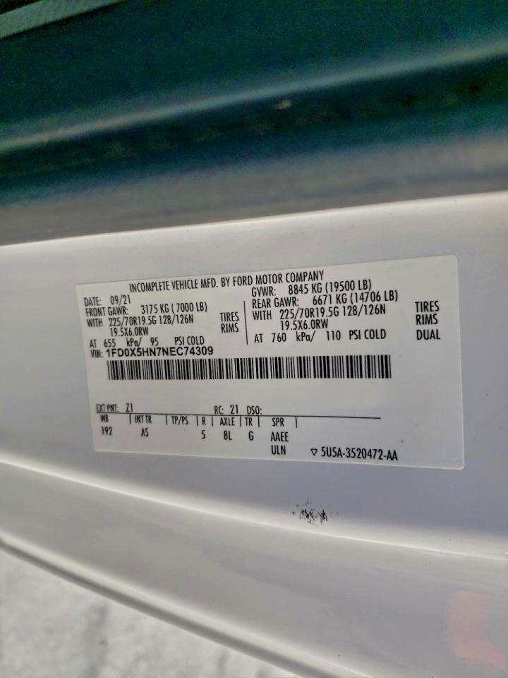 Ford F-550 Super Duty Image 3