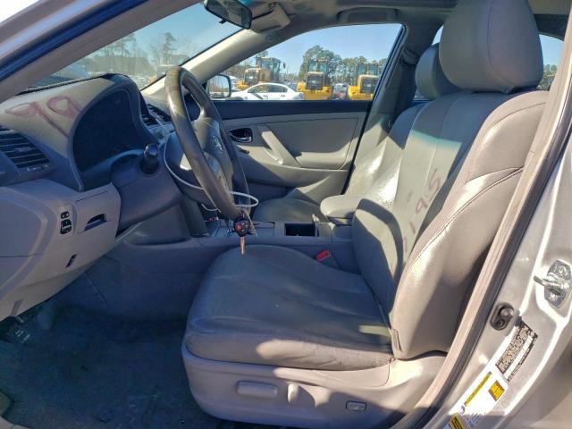 Toyota Camry Base Image 5