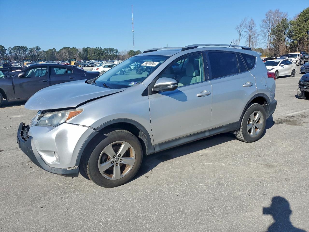 Toyota RAV4 Xle Image 1